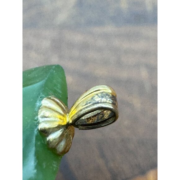 Jade Green Horn-Shaped Pendant With Gold-Filled Bail - Unique Artisan Craft - Picture 2 of 5